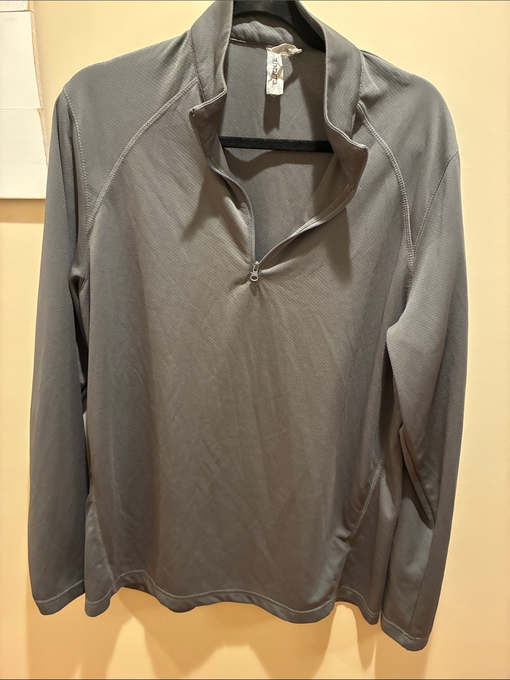 Clinique Men's Light Gray Half-Zip Active Pullover